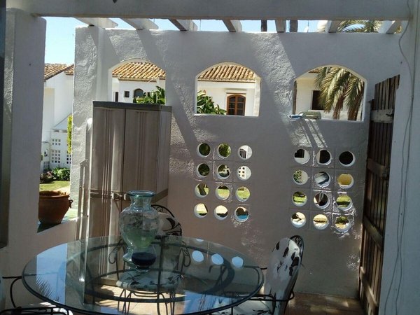 Chalet adosado en Calle del Gorrión - Calle del Gorrión - vivienda en Estepona barata