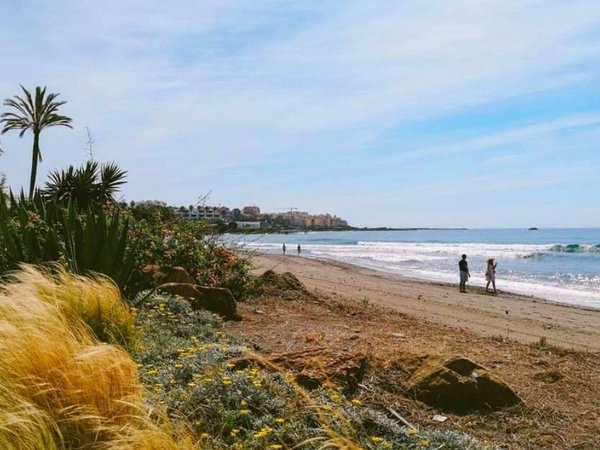 Piso - barrio Guadalobón - vivienda en Estepona barata