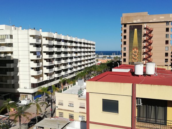 Piso - Zona Puerto Deportivo - vivienda en Fuengirola barata