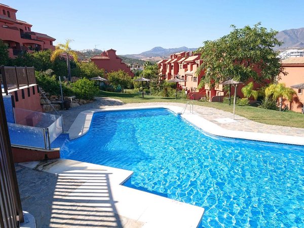 Piso en Avenida Costa Galera - Avenida Costa Galera - vivienda en Estepona barata