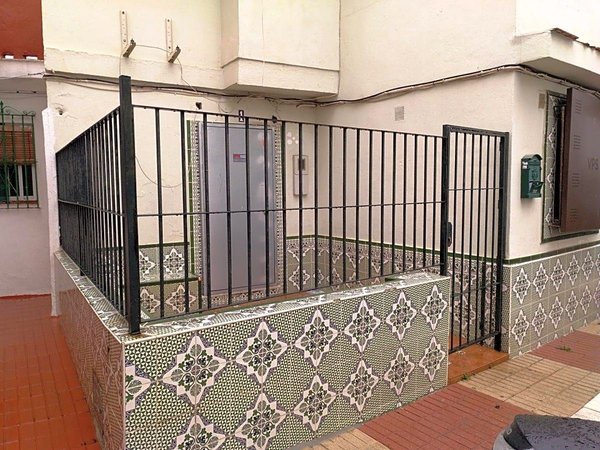 Chalet adosado en Calle Romero - Calle Romero - vivienda en Marbella barata