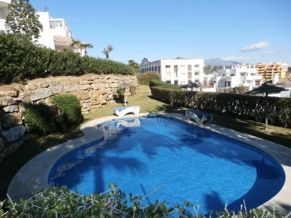 Piso en Resinera Voladilla, 10 b - Resinera Voladilla, 10 B - vivienda en Estepona barata