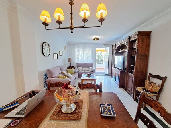 Piso - barrio La Carolina-Guadalpín - vivienda en Marbella barata