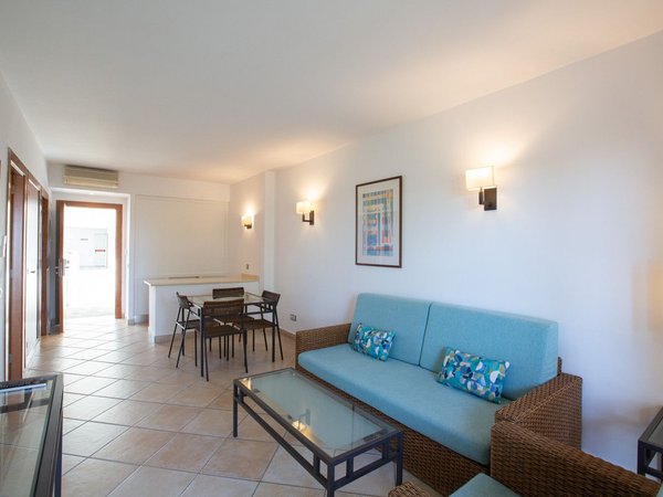 Piso - barrio Bel-Air - vivienda en Estepona barata