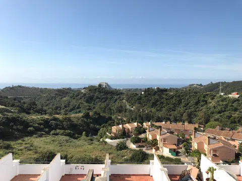 Dúplex en calle Sidney - calle Sidney - vivienda en Estepona barata
