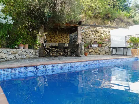 Finca rústica en Ma-8301 - MA-8301 - vivienda en Estepona barata