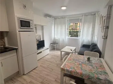 Estudio en avenida Huerta Belón - avenida Huerta Belón - vivienda en Marbella barata