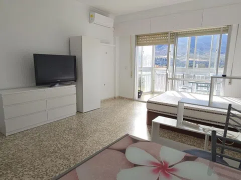 Estudio - Barrio Manantiales - Estación de Autobuses - vivienda en Torremolinos barata