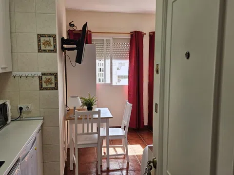 Estudio - Barrio Manantiales - Estación de Autobuses - vivienda en Torremolinos barata