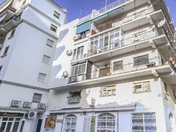 Piso en plaza de Andalucia - plaza de Andalucia - vivienda en Torremolinos barata