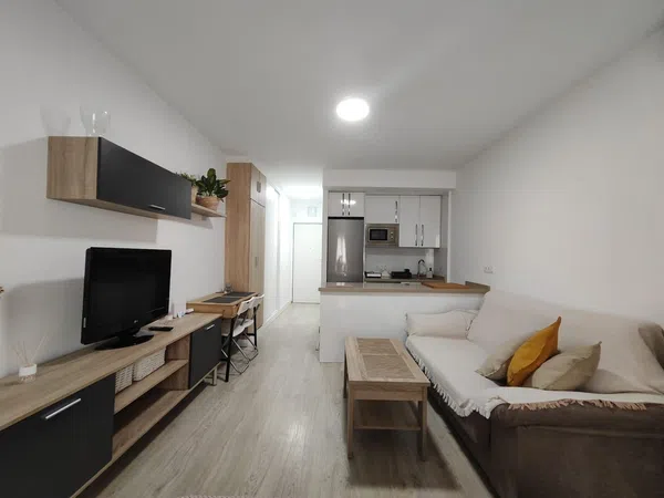 Estudio - barrio Manantiales - Estación de Autobuses - vivienda en Torremolinos barata