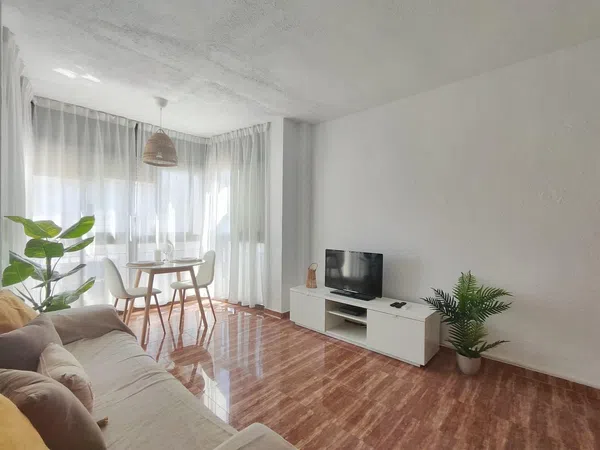 Estudio - barrio Manantiales - Estación de Autobuses - vivienda en Torremolinos barata