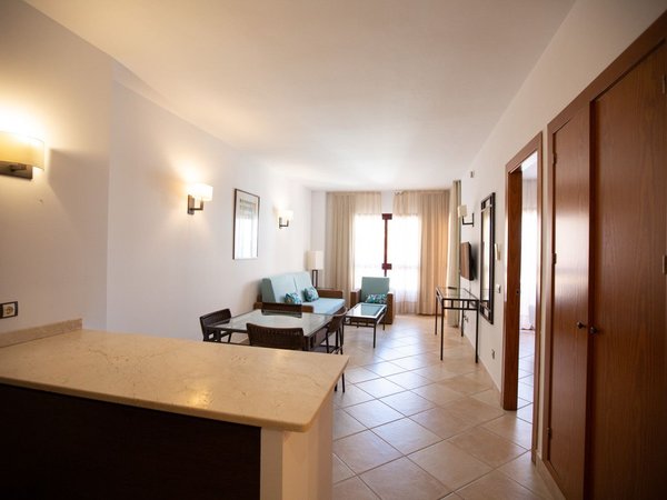 Piso - barrio Bel-Air - vivienda en Estepona barata