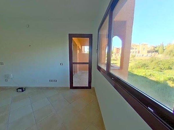 Piso en calle Hinojo - calle Hinojo - vivienda en Estepona barata