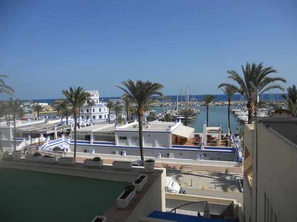 Piso en Avenida del Carmen - Avenida del Carmen - vivienda en Estepona barata