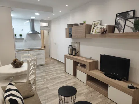 Piso - Zona Puerto Deportivo - vivienda en Fuengirola barata
