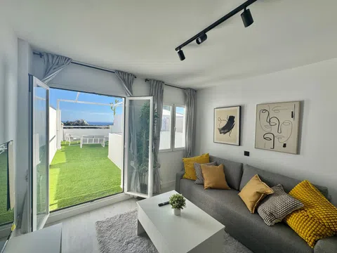 Piso en calle Sidney - calle Sidney - vivienda en Estepona barata