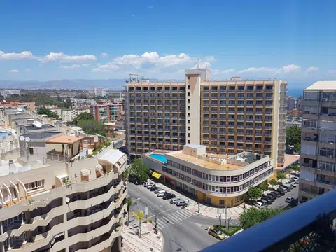 Piso - Barrio Manantiales - Estación de Autobuses - vivienda en Torremolinos barata