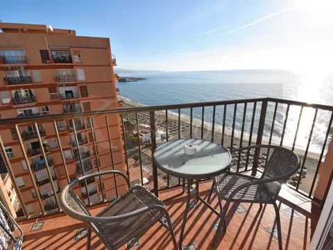 Piso - Zona Puerto Deportivo - vivienda en Fuengirola barata