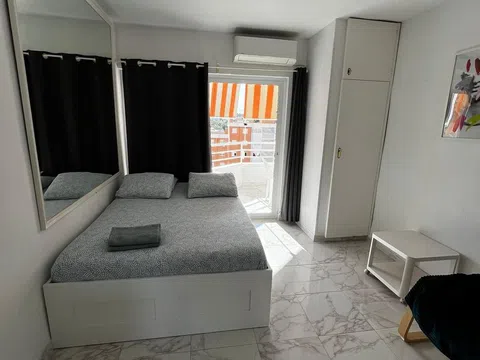 Piso en avenida Benalmádena, 43 - avenida Benalmádena, 43 - vivienda en Torremolinos barata