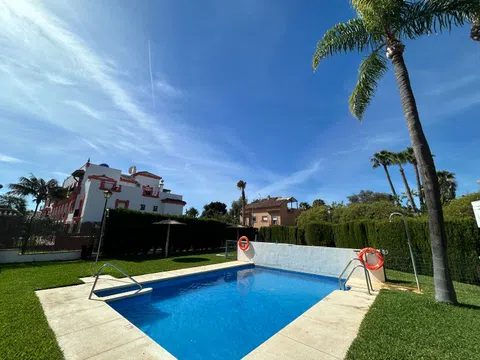 Piso en calle Veleta s/n - calle Veleta s/n - vivienda en Estepona barata