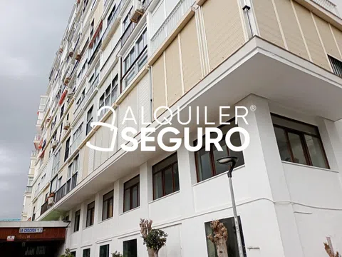 Piso en calle Cascada - calle Cascada - vivienda en Torremolinos barata