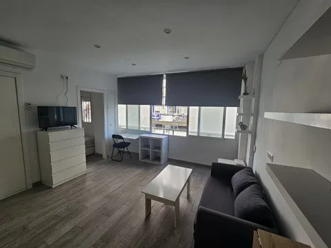 Piso - Barrio Manantiales - Estación de Autobuses - vivienda en Torremolinos barata