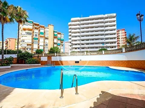 Piso en calle Burgos - calle Burgos - vivienda en Fuengirola barata