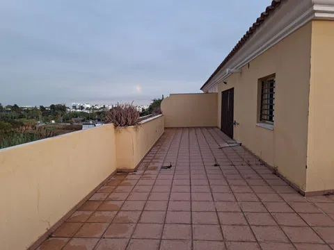 Piso - Barrio Cancelada - vivienda en Estepona barata