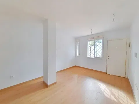 Piso - Barrio La Carolina-Guadalpín - vivienda en Marbella barata