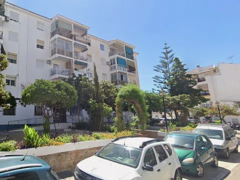 Piso en calle Navarra - calle Navarra - vivienda en Fuengirola barata