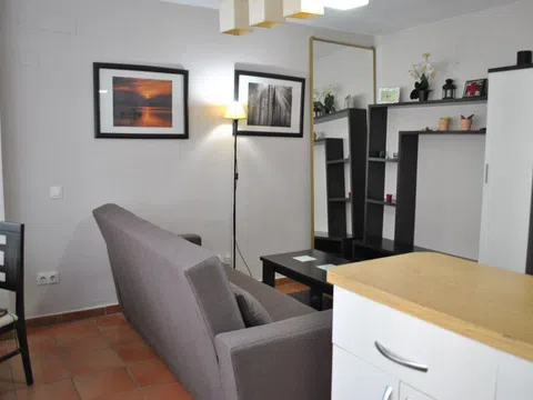 Piso - Barrio Manantiales - Estación de Autobuses - vivienda en Torremolinos barata