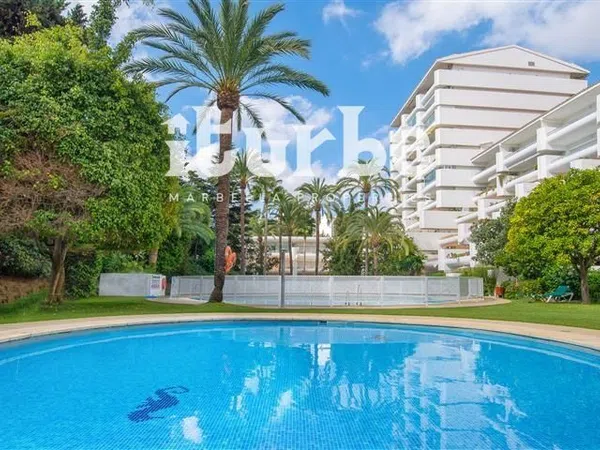 Piso en calle Roy Boston - calle Roy Boston - vivienda en Marbella barata